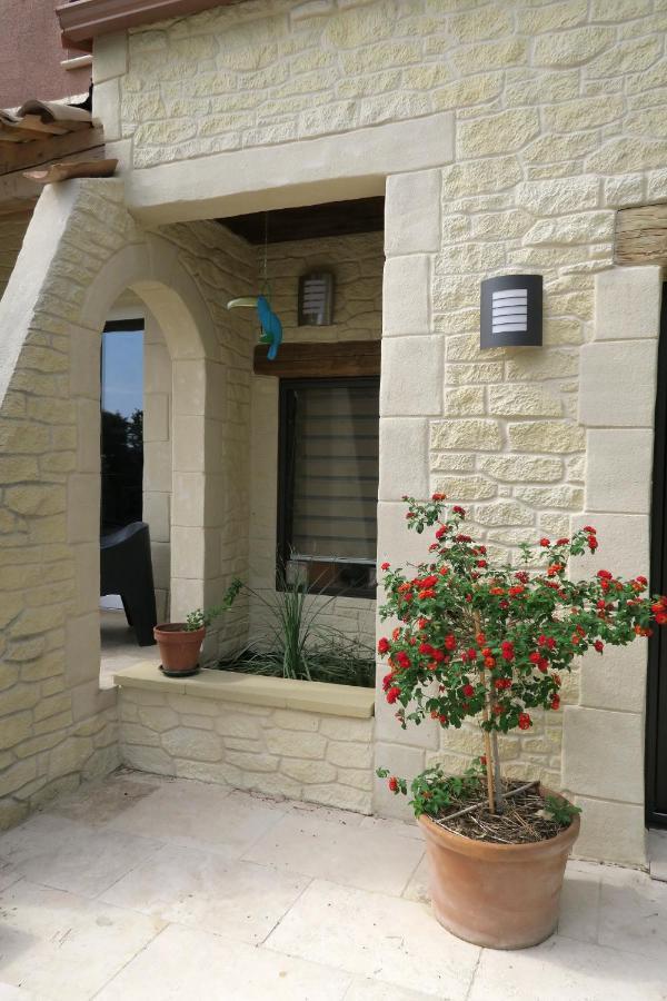Saint-Maximin  L'Atelier Bed & Breakfast エクステリア 写真