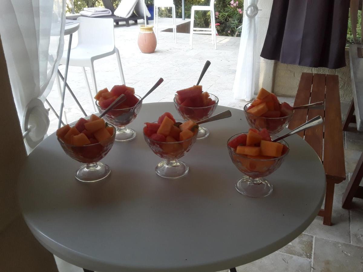 Saint-Maximin  L'Atelier Bed & Breakfast エクステリア 写真