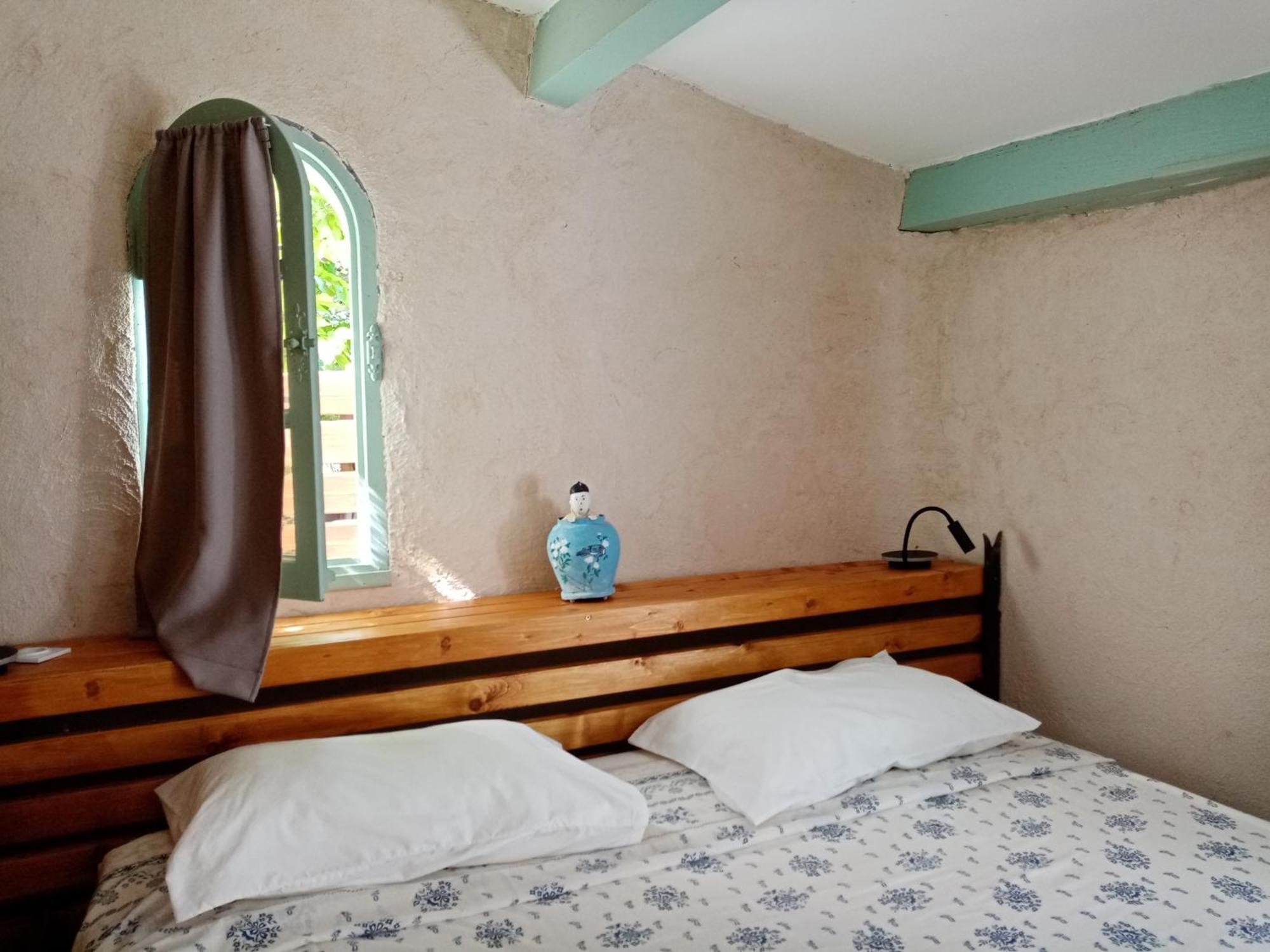 Saint-Maximin  L'Atelier Bed & Breakfast 部屋 写真