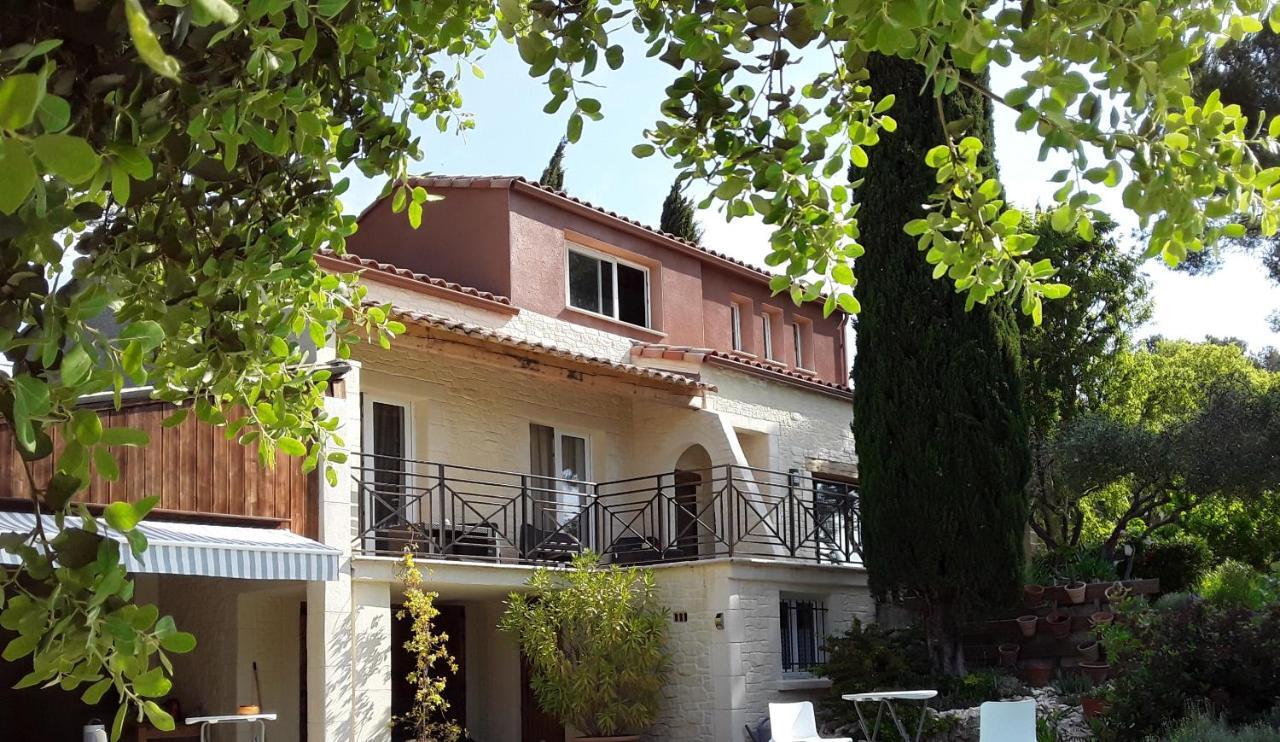 Saint-Maximin  L'Atelier Bed & Breakfast エクステリア 写真